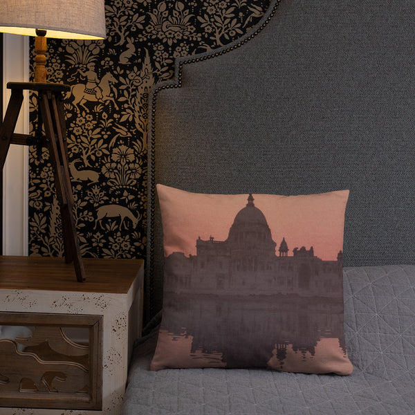 'The Victoria Memorial' by Yoshida Hiroshi, 1931 - Throw Pillow