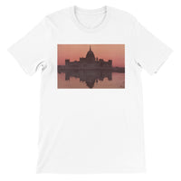 'The Victoria Memorial' by Yoshida Hiroshi, 1931 - T-Shirt